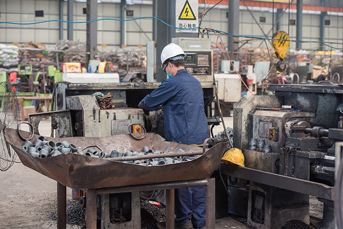 海门网架锥头车间